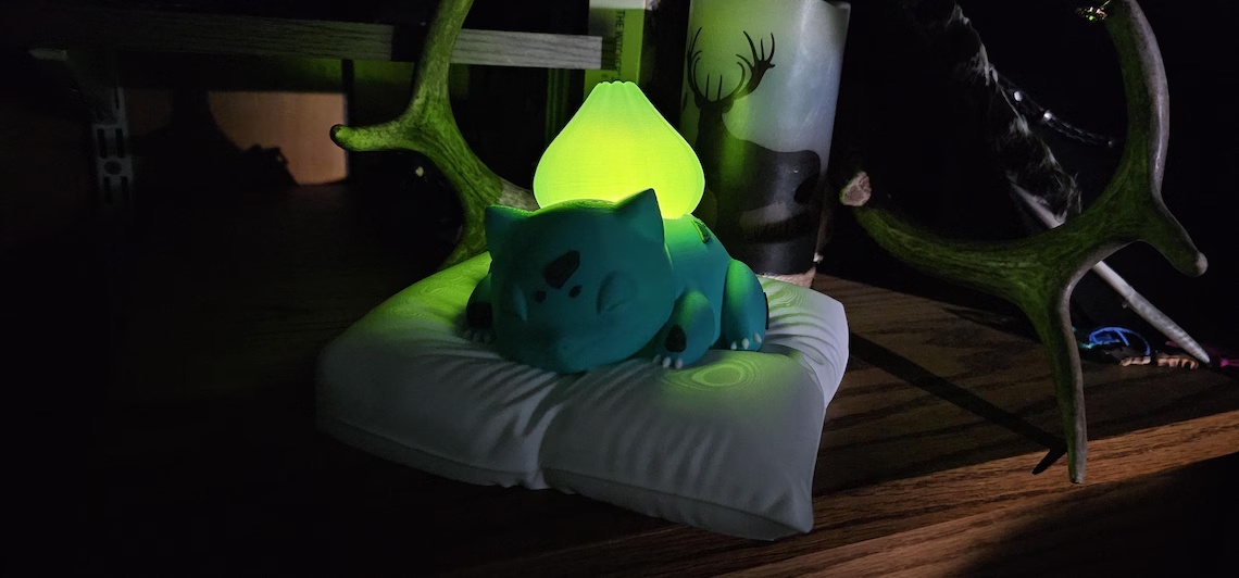 Sleeping Bulbasaur Pillow Night Light product photograph 3